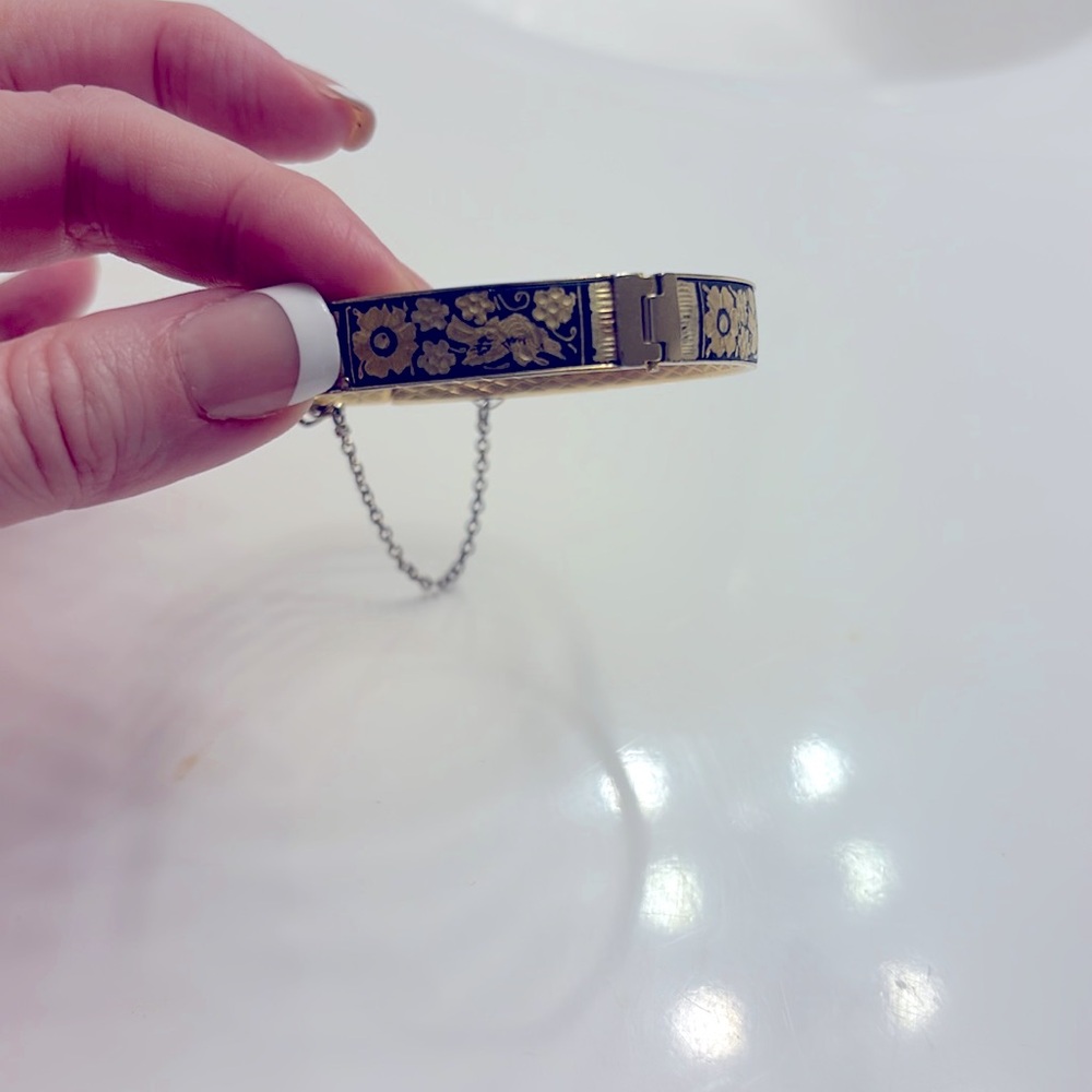 Beautiful and unique bangle